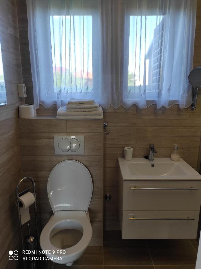 Levendula Haz Villa Lipót Buitenkant foto