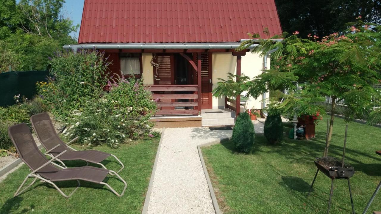 Levendula Haz Villa Lipót Buitenkant foto