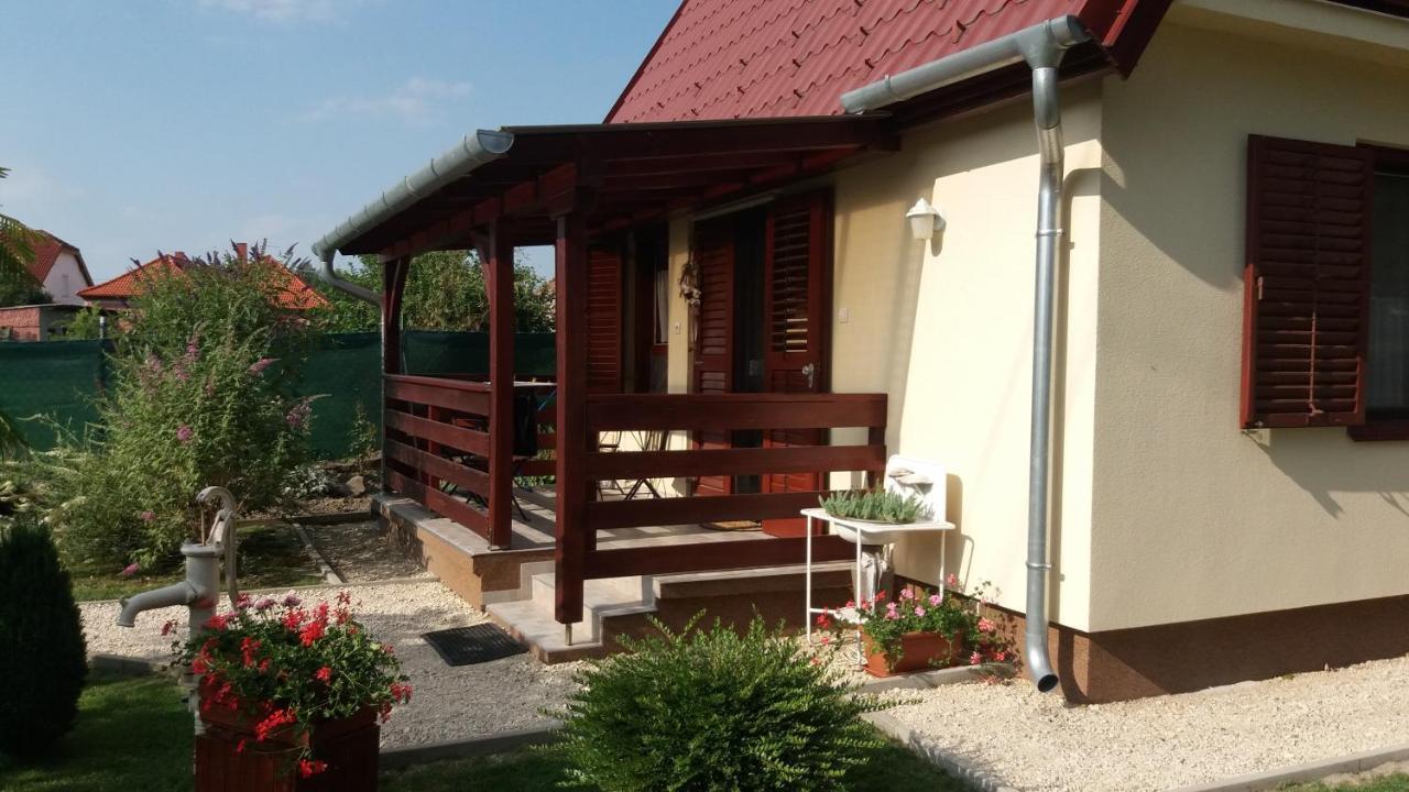 Levendula Haz Villa Lipót Buitenkant foto